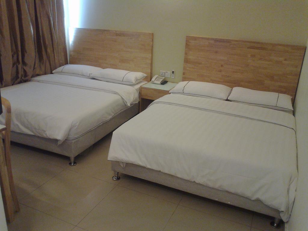 Hotel Desaria Петалинг Джая Стая снимка