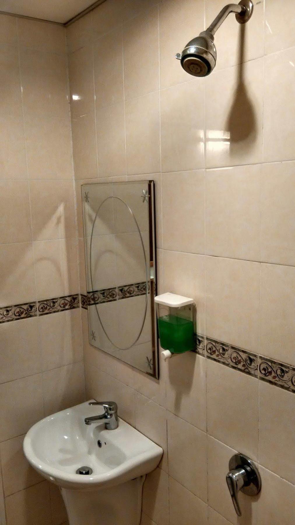 Hotel Desaria Петалинг Джая Екстериор снимка