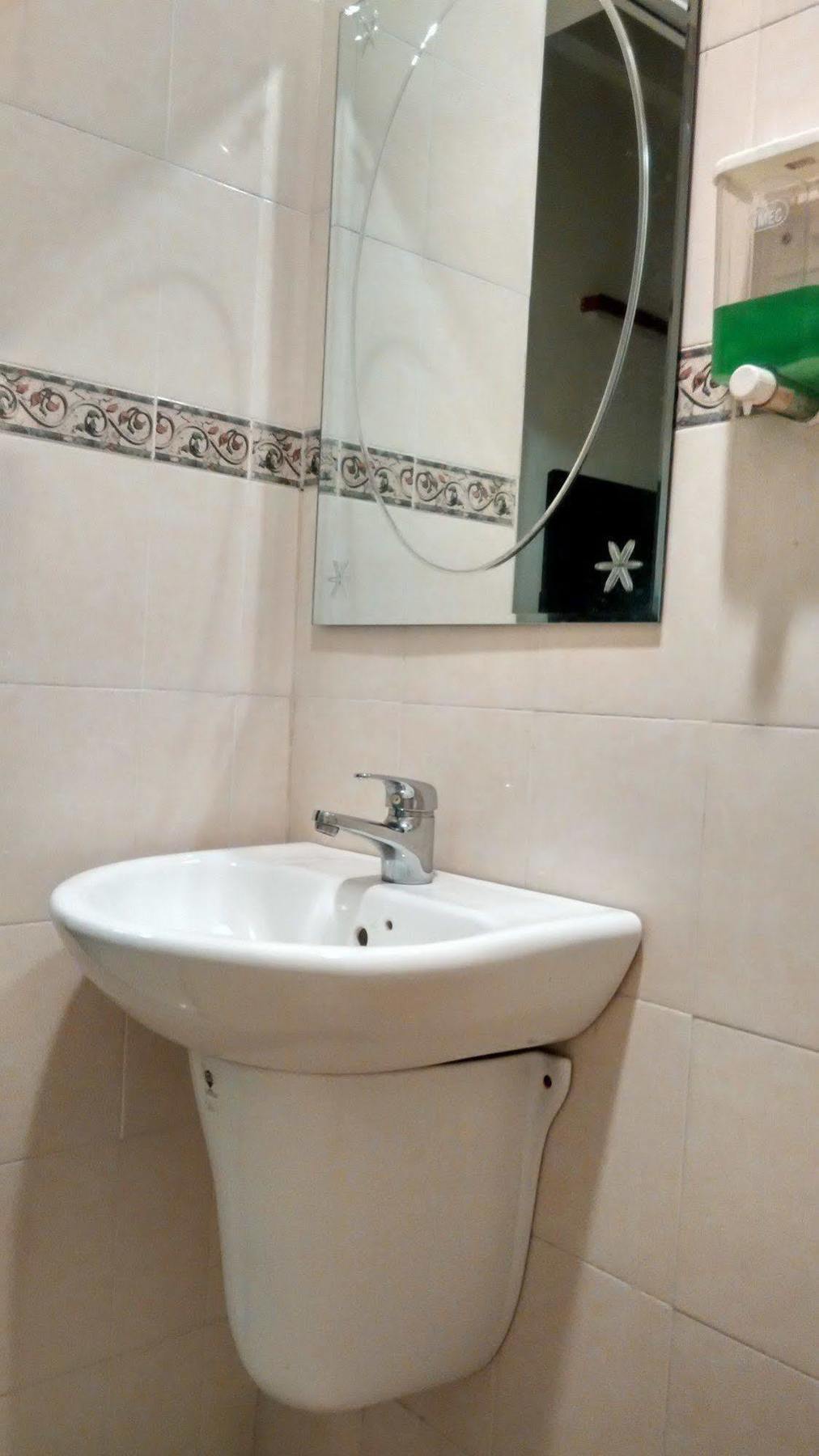 Hotel Desaria Петалинг Джая Екстериор снимка